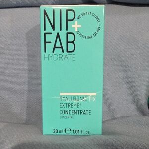 NIP+FAB Hydrate Hyaluronic Fix Extreme4 Concentrate